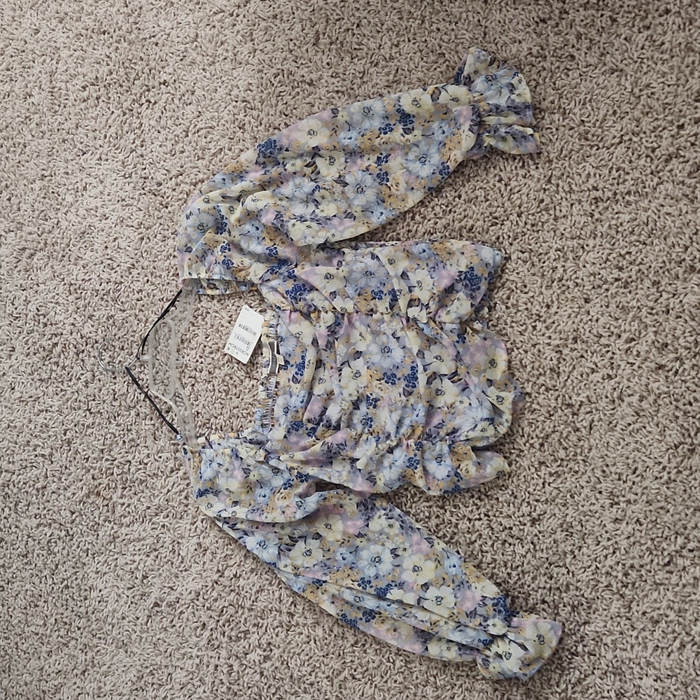 Women's Top Size XSmall